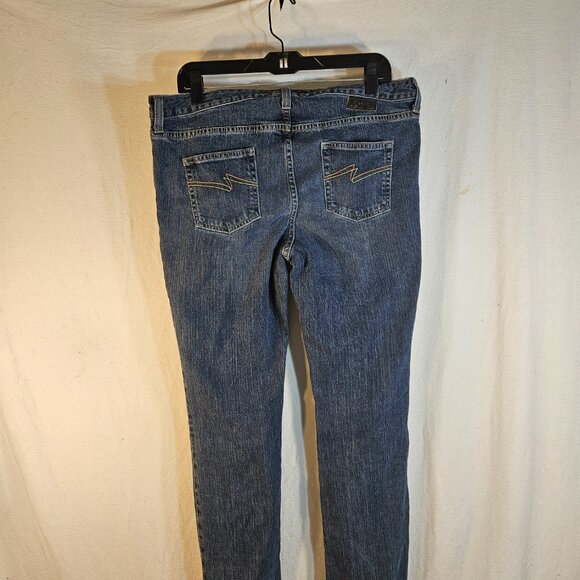 Annisette Plus Size Jeans -- ITEM# 2205 - Picture 2 of 2